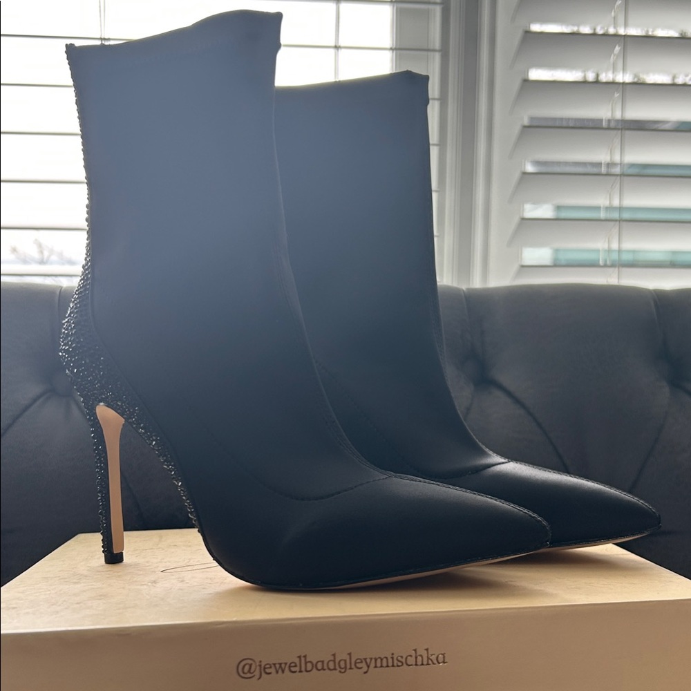Jewel Badgley Mischka Black Heeled Boots